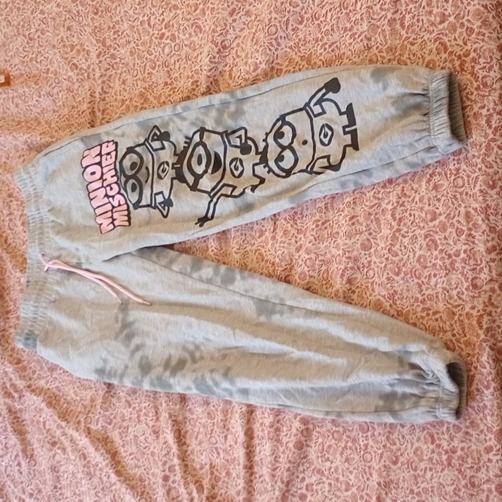 Sweat pants